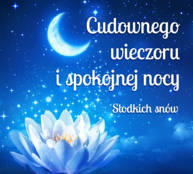 Błyszczący biały kwiat miłego wieczoru